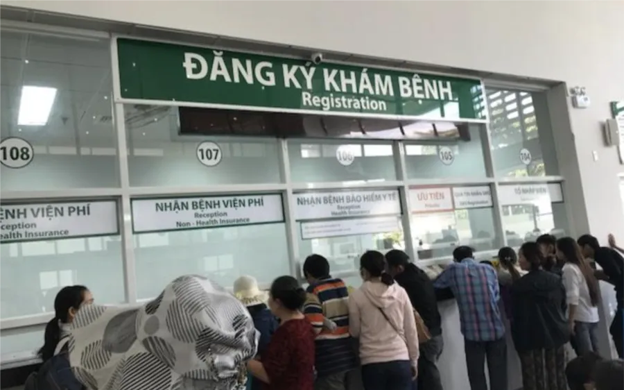 Khu vực đăng ký khám tại Khoa khám bệnh mới Bệnh viện Ung bướu TPHCM
