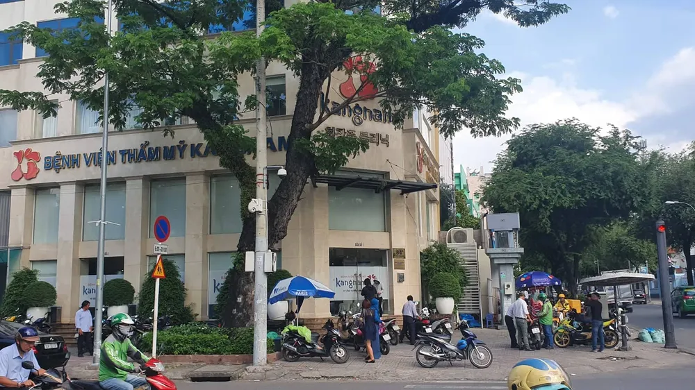 Bệnh viện thẩm mỹ Kangnam, nơi xảy ra vụ người phụ nữ tử vong khi căng da mặt Ảnh: THÀNH SƠN