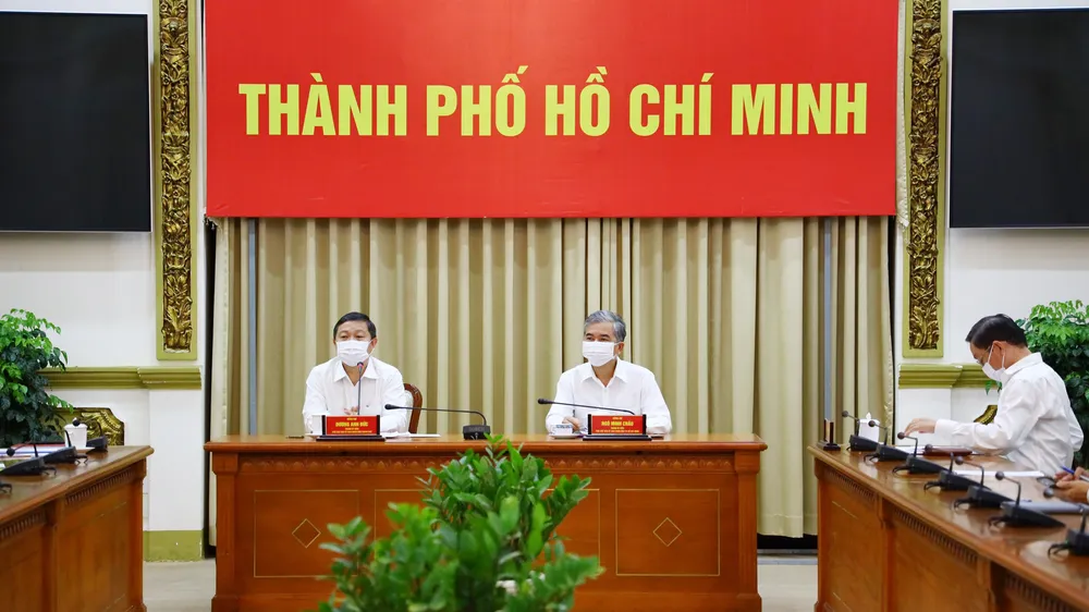 2 Phó Chủ tịch UBND TPHCM Dương Anh Đức và Ngô Minh Châu chủ trì cuộc họp ​