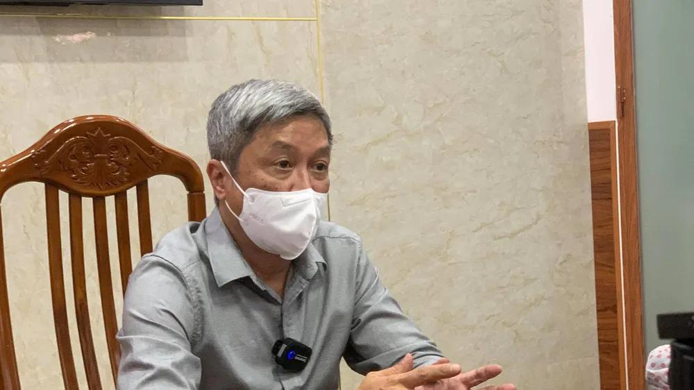 Thứ trưởng Bộ Y tế Nguyễn Trường Sơn phát biểu tại buổi họp báo