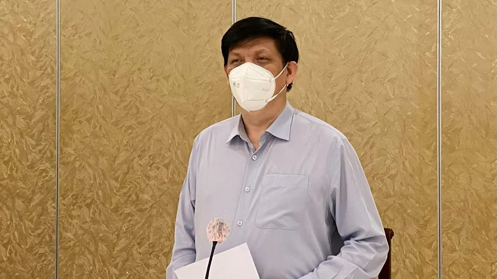 Bộ trưởng Bộ Y tế: Cả y tế công lập và tư nhân đồng hành chống dịch