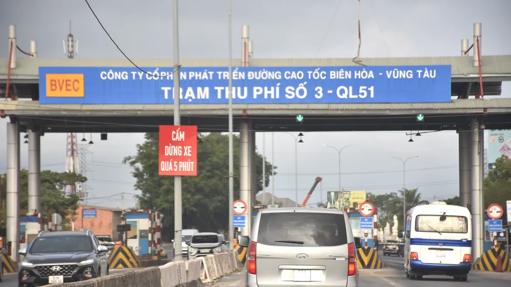 Sớm tháo dỡ trạm thu phí T3 để bảo đảm an toàn giao thông cho các phương tiện khi lưu thông qua khu vực trạm