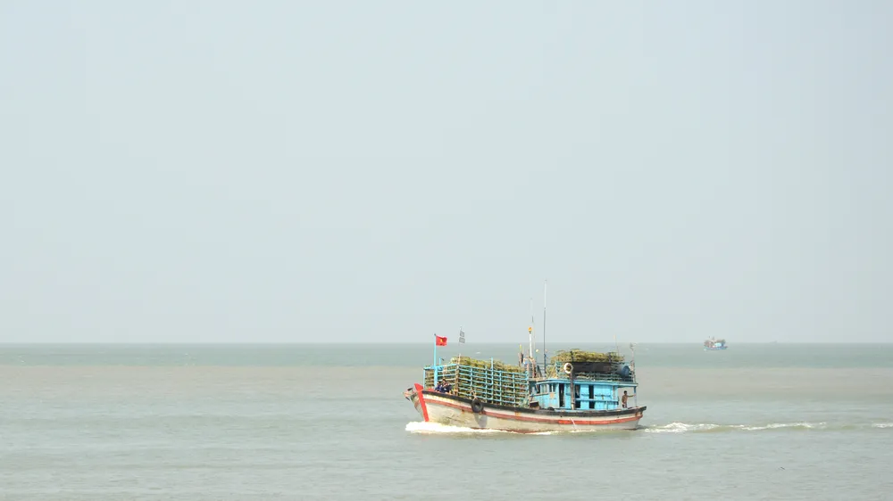 Tàu cá ngư dân TPHCM vươn khơi