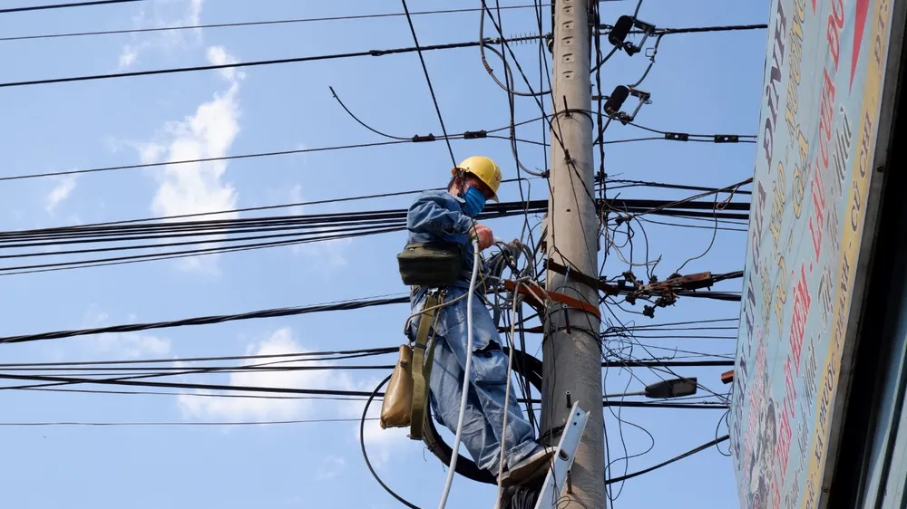 Điện lực TPHCM hoàn thành cấp điện cho 62 chốt, trạm kiểm dịch Covid-19