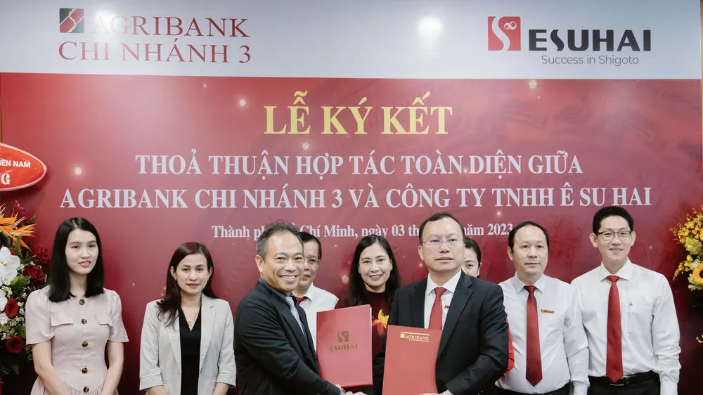 Agribank Chi nhánh 3 hỗ trợ vay vốn chi trả học phí cho du học sinh 