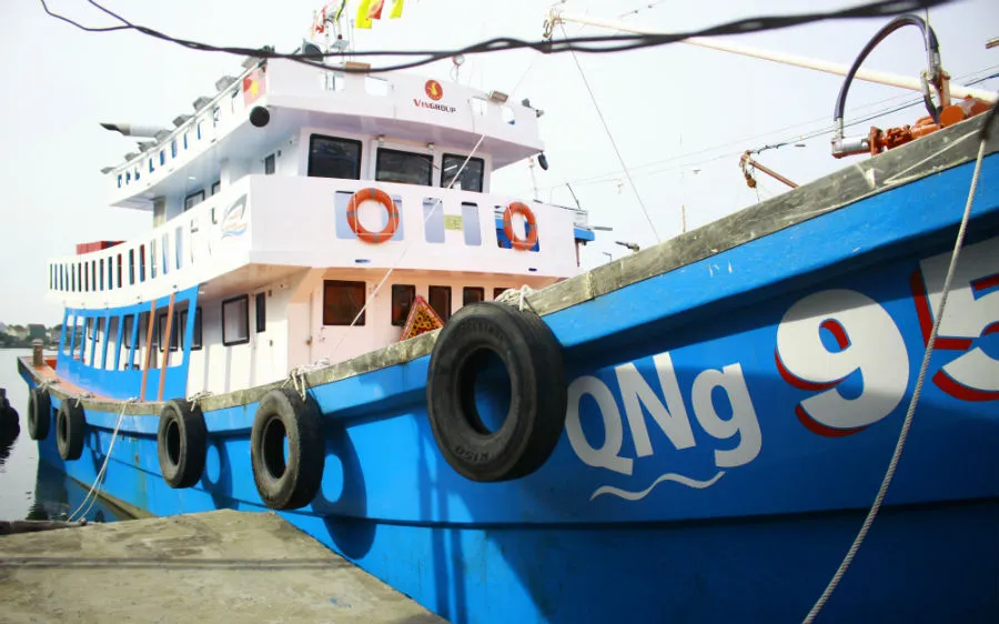 Tàu composite đầu tiên tỉnh Quảng Ngãi