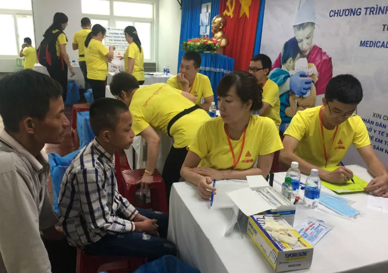 Khám, tư vấn miễn phí cho trẻ em bị sứt môi, hở hàm ếch tại Quảng Ngãi