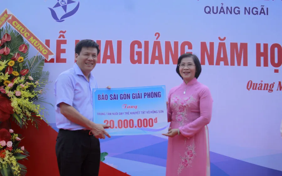 Hơn 3 tỷ đồng ủng hộ Trung tâm Nuôi dạy trẻ khuyết tật Võ Hồng Sơn