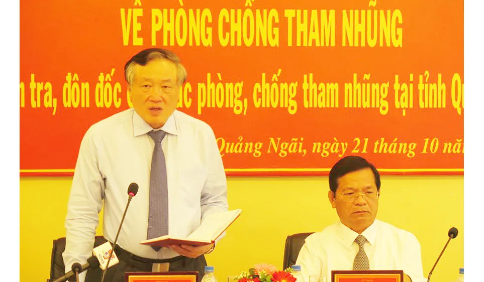 Đồng chí Nguyễn Hòa Bình làm việc với tỉnh Quảng Ngãi về phòng chống tham nhũng