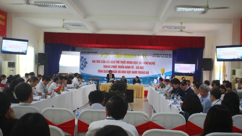 Đội ngũ trí thức khoa học và công nghệ đang góp phần phát triển đất nước