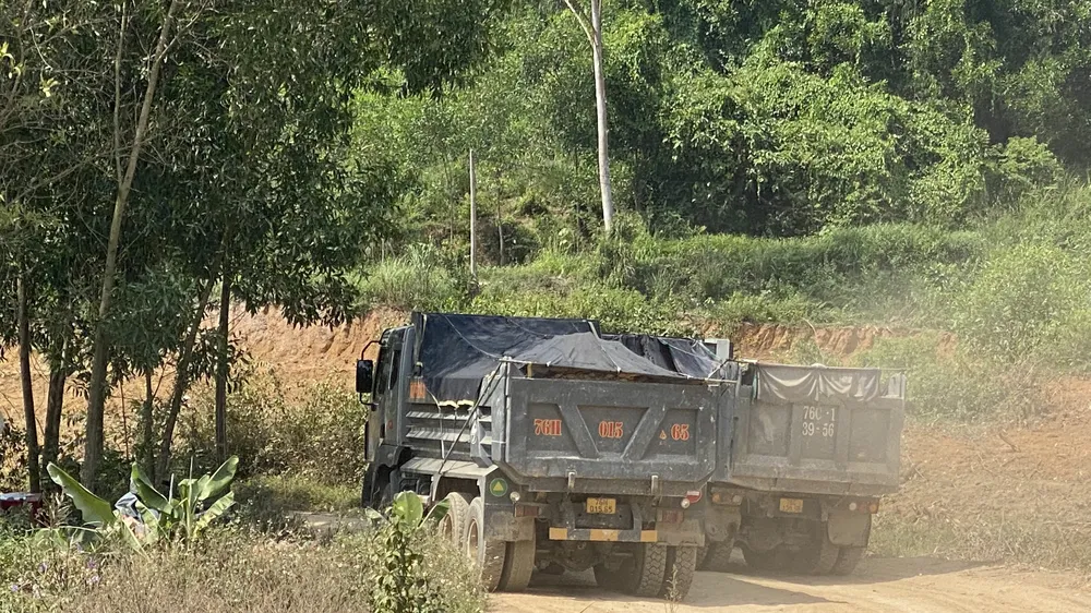 Quảng Ngãi kiểm tra toàn diện hoạt động khoáng sản mỏ đất của Công ty TNHH Lý Tuấn
