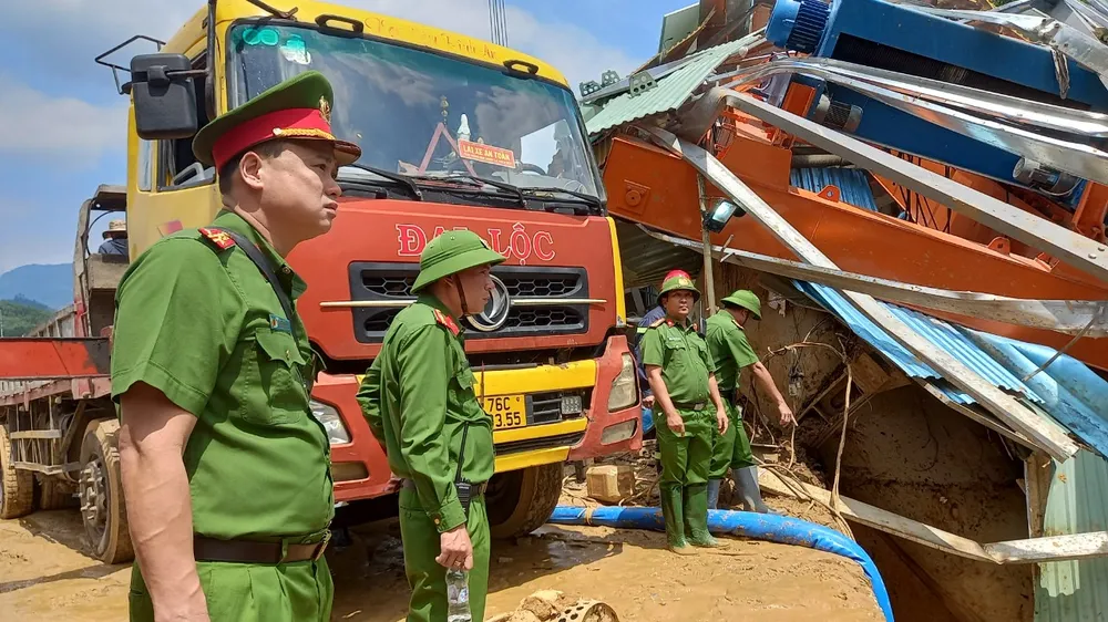 Cục Cảnh sát PCCC trực tiếp đến hiện trường vụ sạt lở tại thủy điện Kà Tinh