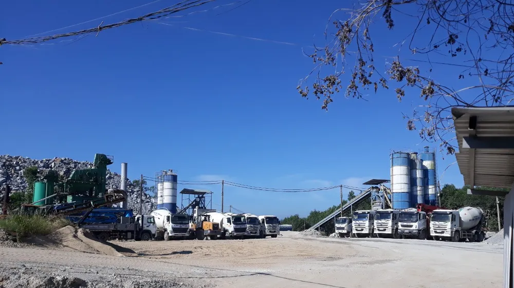 Quảng Ngãi: Xử phạt doanh nghiệp hơn 286 triệu do xây trạm trộn bê tông trên đất rừng thu lợi bất hợp pháp