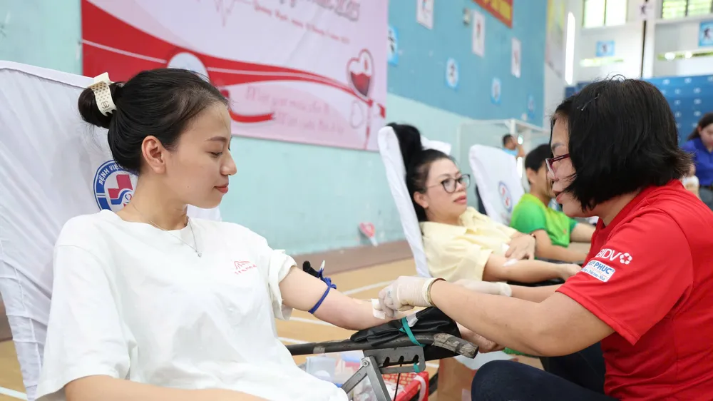 Tiếp nhận hơn 500 đơn vị máu tình nguyện trong “Ngày hội Hiến máu”