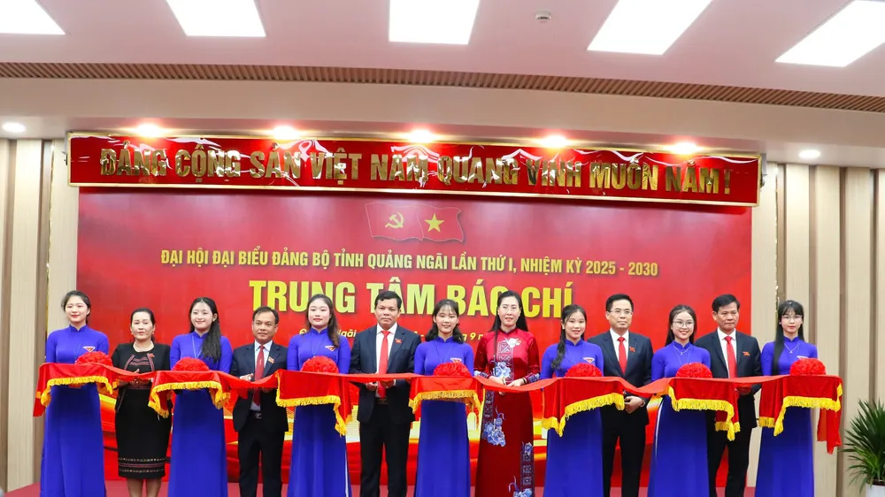 Khai trương Trung tâm báo chí phục vụ Đại hội Đảng bộ tỉnh Quảng Ngãi lần thứ I