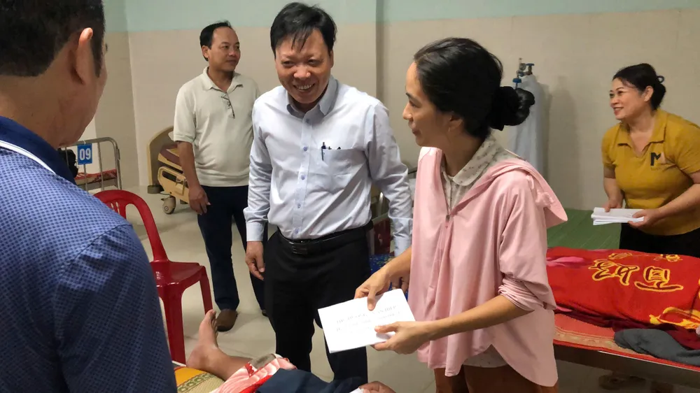 Lời kể của 3 người dân đặc khu Lý Sơn vừa được cứu sống sau 2 ngày lênh đênh trên biển