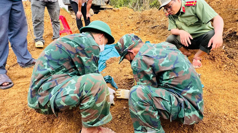Tìm kiếm, quy tập 6 hài cốt liệt sĩ qua nhân chứng cung cấp