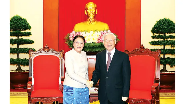 Truyền tiếp thế hệ mai sau về mối quan hệ đoàn kết đặc biệt Việt Nam - Lào