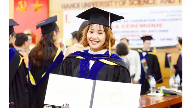 Tiến đến tự chủ đại học: Yếu tố tiên quyết, lập hội đồng trường