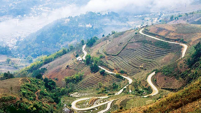 Ở lưng chừng mây trắng