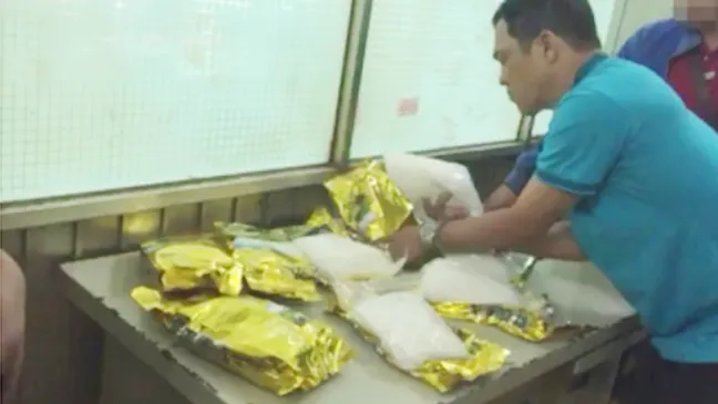 VIDEO: Bắt giữ 8 đối tượng, hơn 26.000 viên thuốc lắc cùng với 14kg ma túy đá