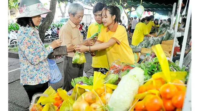 Chuyên nghiệp hóa chợ phiên nông sản an toàn