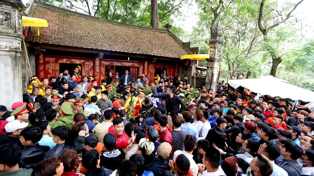 Mùa lễ hội 2018: Dẹp bỏ hình ảnh xấu xí 