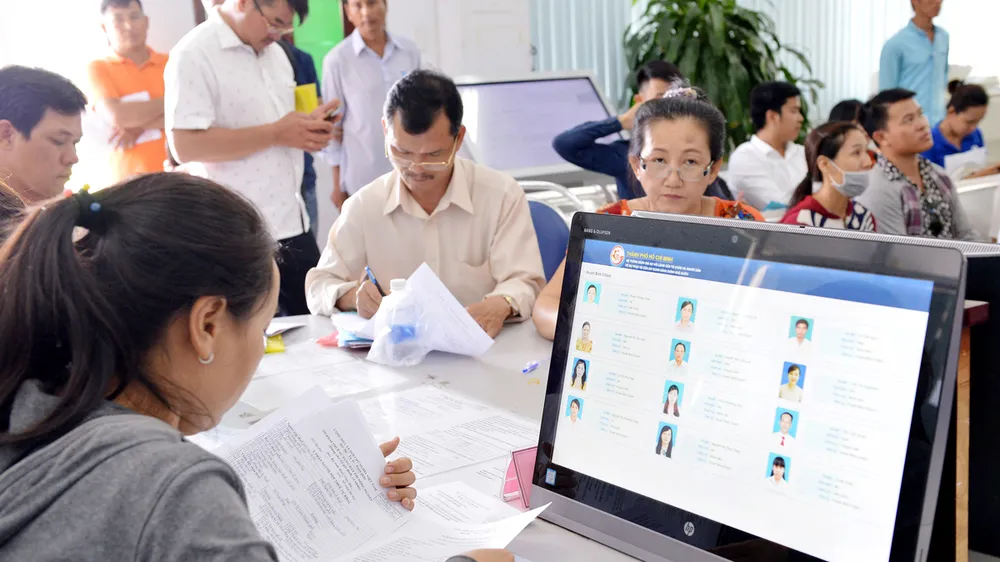 Công tác cán bộ-khâu then chốt trong xây dựng Đảng-Bài 2: Mở rộng dân chủ để dân kiểm soát quyền lực