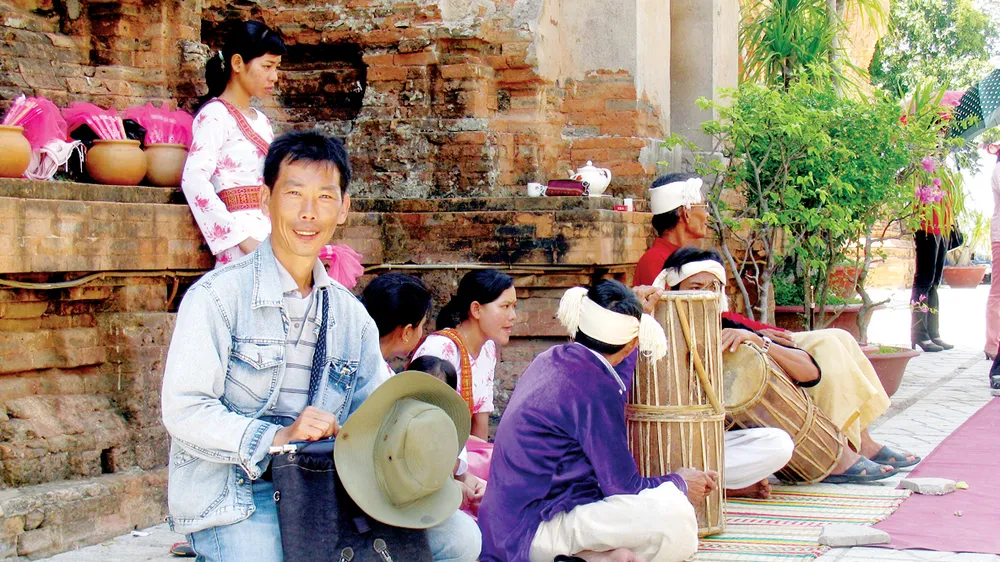 Họa sĩ Trần Văn Hải: Dấu ấn riêng từ tranh thủy mặc