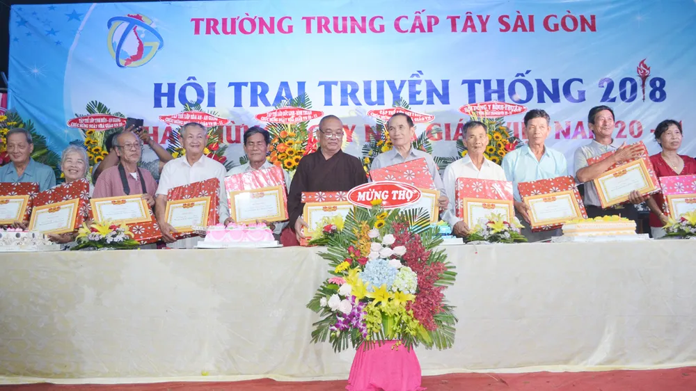 Tấm lòng người thầy 