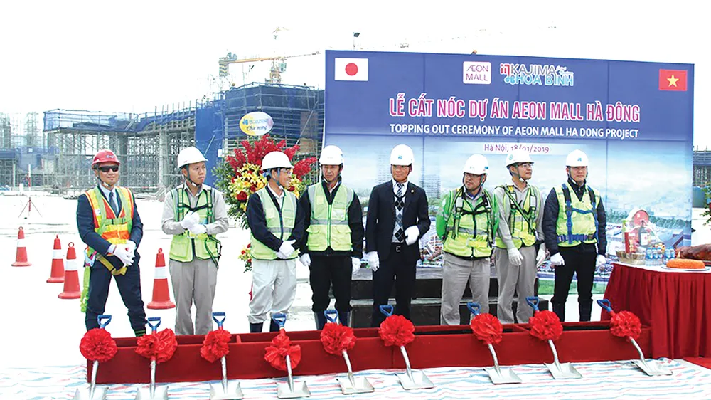 Cất nóc công trình Trung tâm Thương mại Aeon Mall Hà Đông