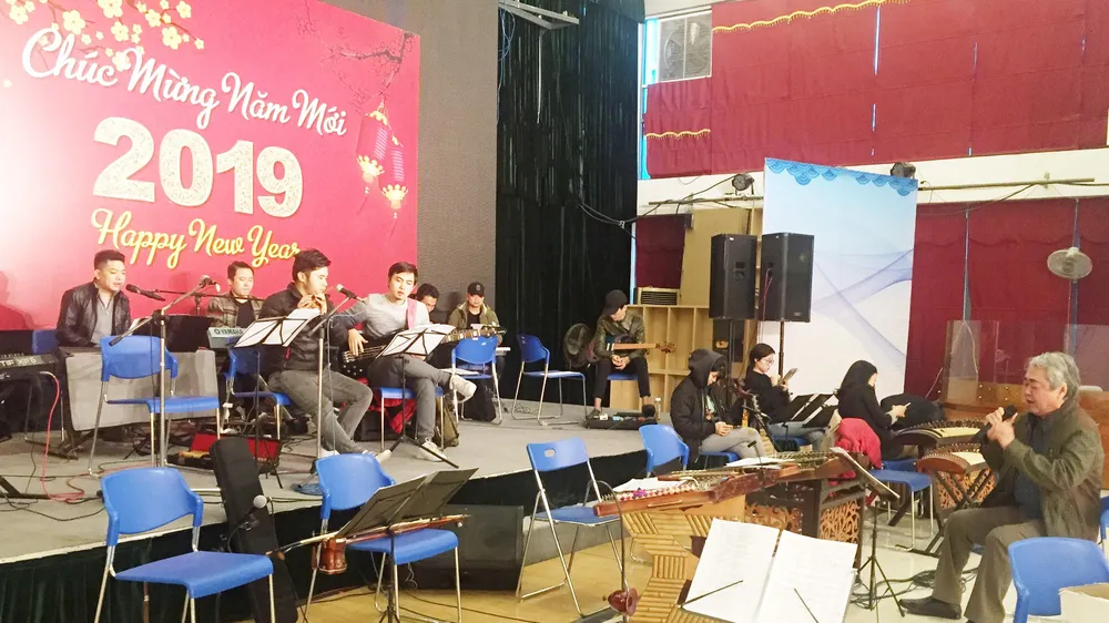 “Ánh dương mùa xuân” phục vụ khách quý 