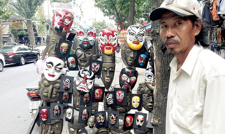 Người vẽ mặt thế nhân