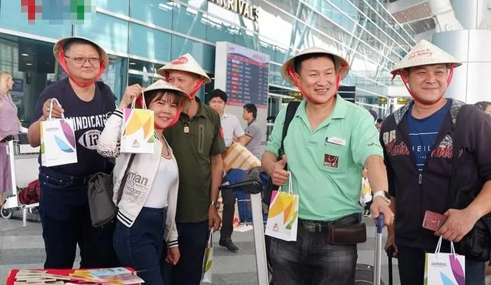 Đón chuyến bay đầu tiên từ Chiang Mai đến Đà Nẵng