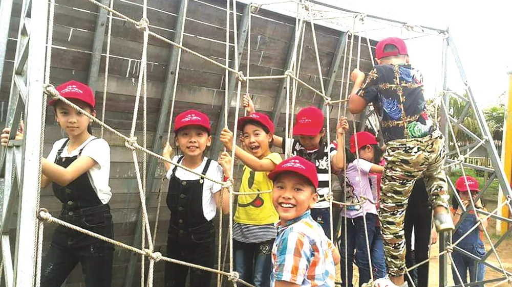 Tham gia hoạt động ngoại khóa cũng là cách giúp trẻ hòa đồng