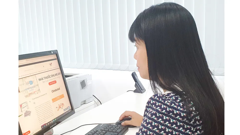 Luật Dược năm 2016 quy định thuốc là loại hàng hóa đặc biệt và chỉ được bán lẻ dưới 4 hình thức: nhà thuốc, quầy thuốc, tủ thuốc của trạm y tế xã/phường và cơ sở chuyên bán lẻ dược liệu, thuốc dược liệu, thuốc cổ truyền. 