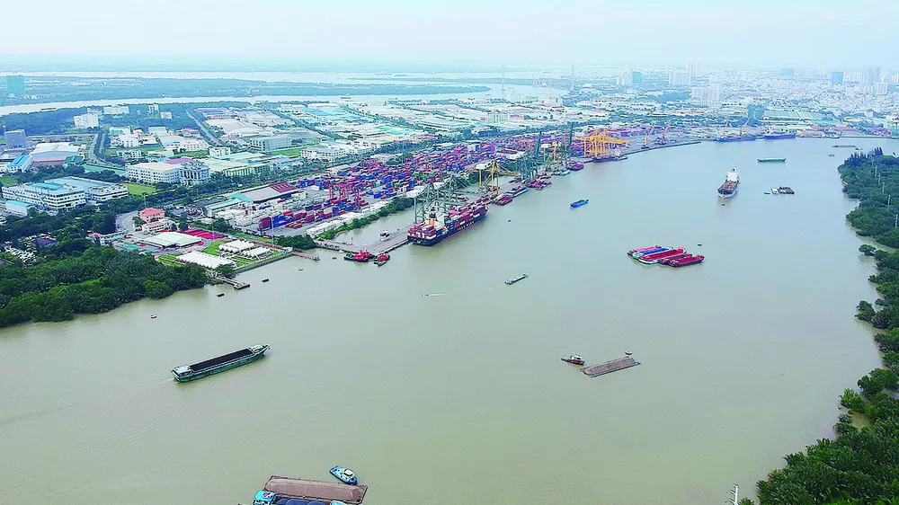 Chưa đủ điều kiện phát triển phương tiện giao thông cá nhân trên đường thủy