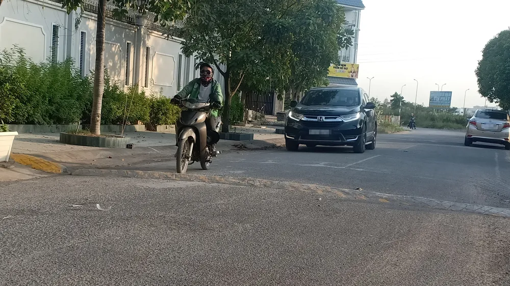 Tự ý làm gờ giảm tốc trên đường