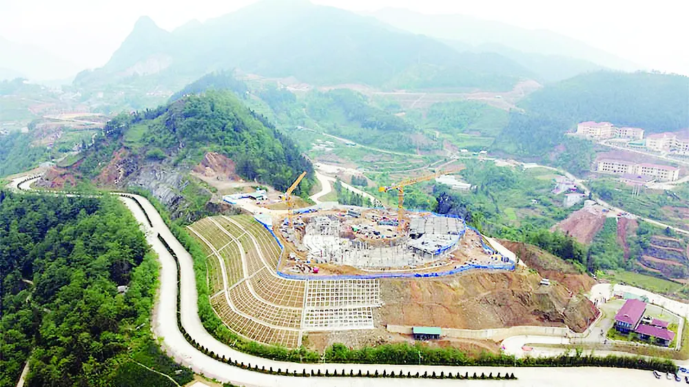 Đóng nắp hầm dự án Lady Hill Resort Sa Pa