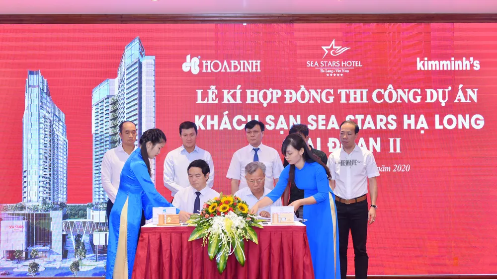 Lễ ký kết hợp đồng thi công dự án giữa 2 công ty