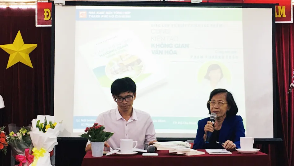 Ra mắt sách "Cùng kiến tạo không gian văn hóa"