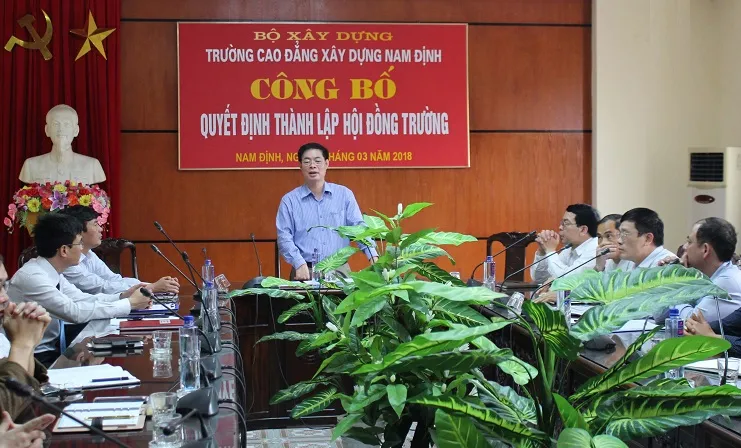 Khẩn trương rà soát, thành lập hội đồng trường