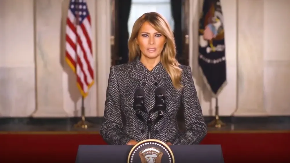 Đệ nhất phu nhân Mỹ Melania Trump đưa ra thông điệp video chia tay Nhà Trắng, trong clip dài 6 phút, ngày 18-1. Ảnh cắt từ clip