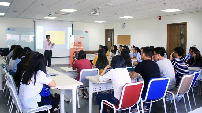Nở rộ lớp học tâm lý và “chữa lành”