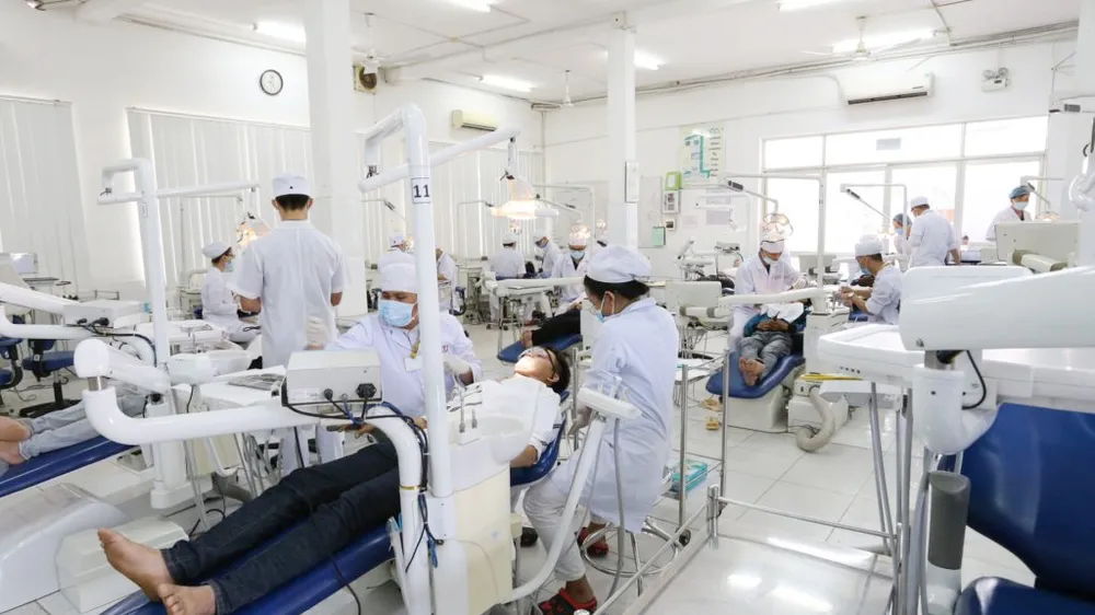 Nhu cầu việc làm khối ngành sức khỏe tăng mạnh sau đại dịch Covid-19