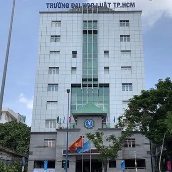 Trường ĐH Luật TPHCM