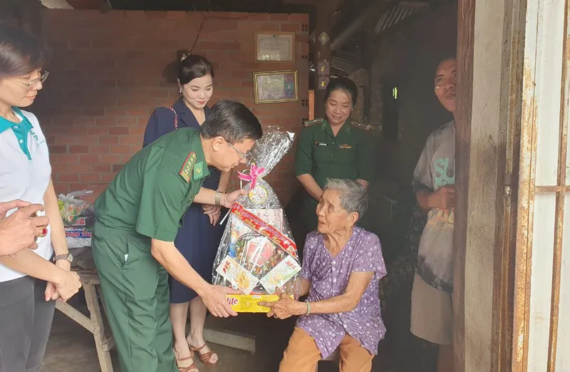 Chương trình “Xuân Biên phòng ấm lòng dân bản” năm 2023