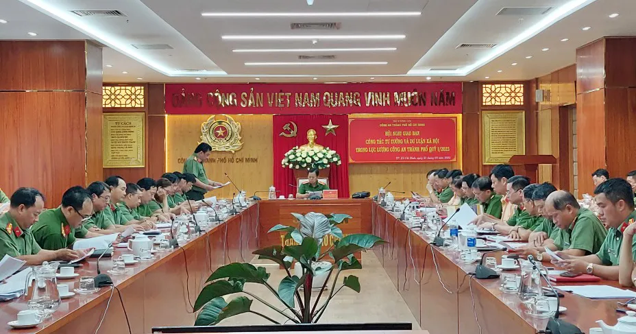 Quang cảnh hội nghị 