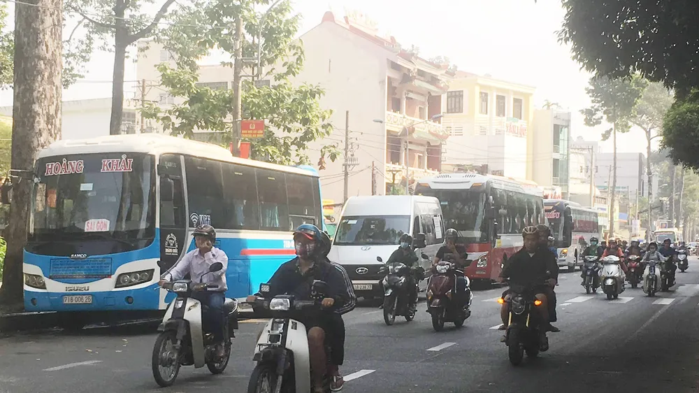 60 điểm xe đón trả khách không đúng nơi quy định tại TPHCM