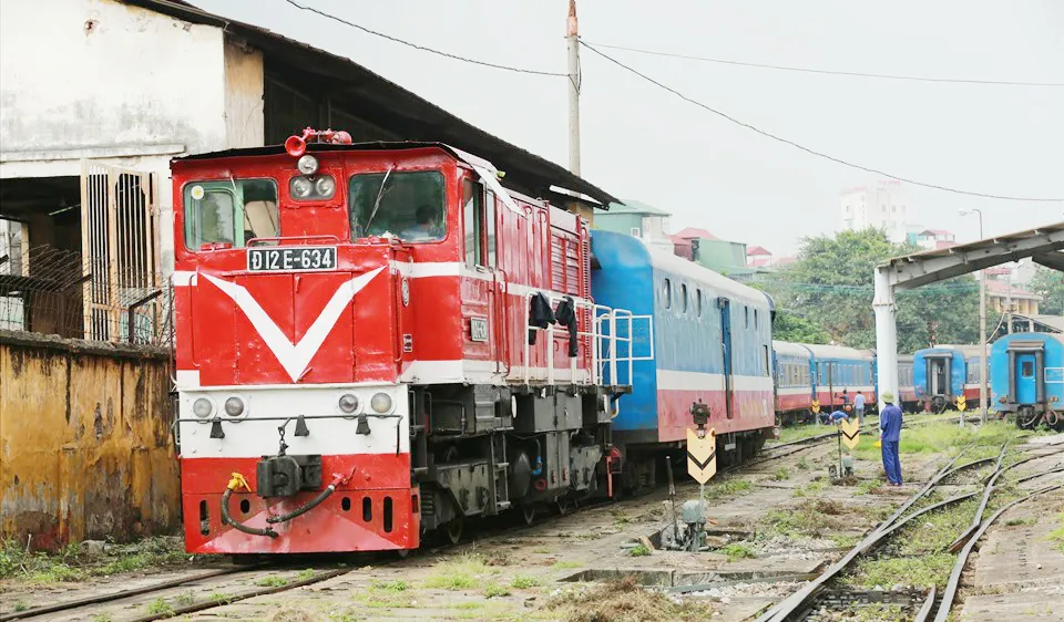 Bộ GTVT muốn sửa quy định để sử dụng tiếp gần 1.800 toa xe hơn 40 năm tuổi